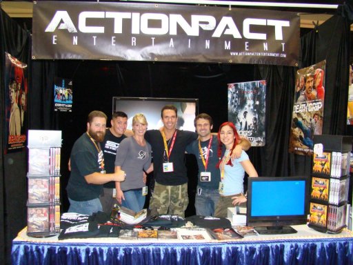 Comic Con with Darren Shahlavi3.jpg